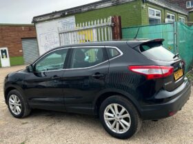 Nissan Qashqai (1.2 DIG-T Acenta 2WD)
