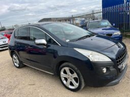 
										Peugeot 3008 (HDi Allure EGC) full									