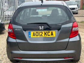 Honda Jazz (1.4 i-VTEC ES CVT)