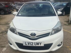 Toyota Yaris (1.33 Dual VVT-i T Spirit Multidrive S)