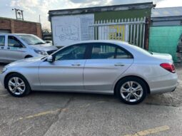 
										Mercedes-Benz C Class (2.0 C200 SE Executive Edition 7G-Tronic+) full									
